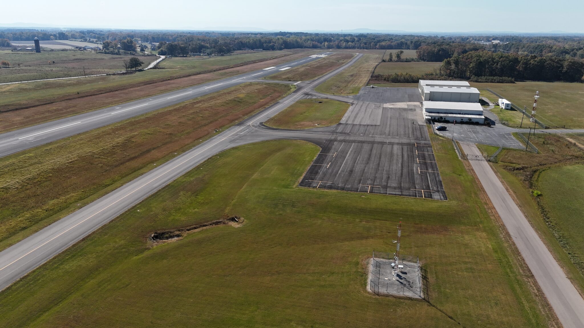 Fayetteville Municipal Airport – KFYM