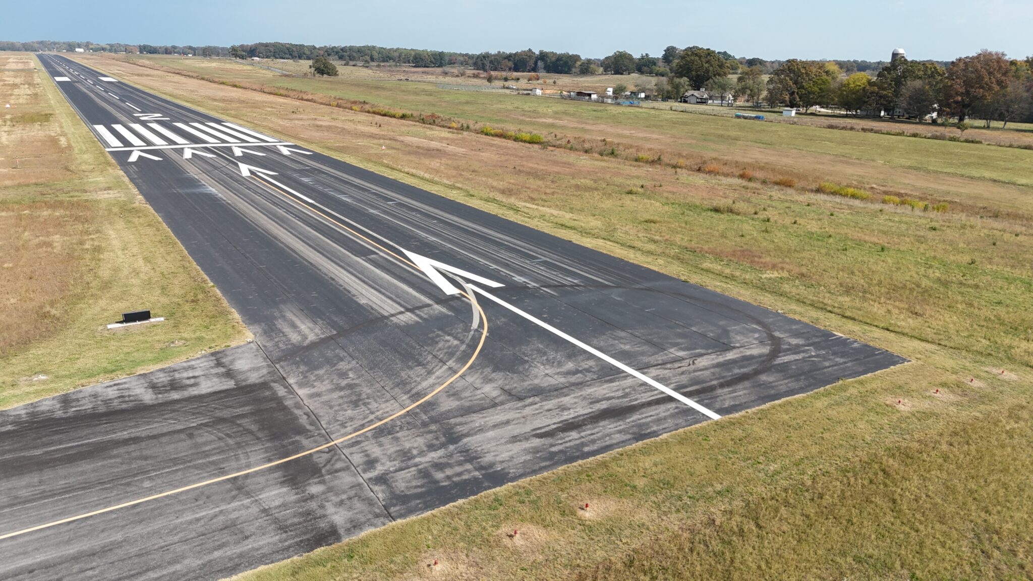 Fayetteville Municipal Airport – KFYM